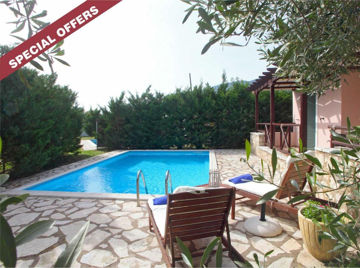 Echinades Resort Василики Екстериор снимка